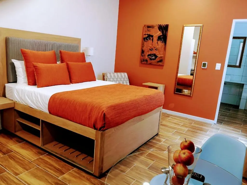 Appartamento Urban Oasis At Windburg Suites Città del Capo