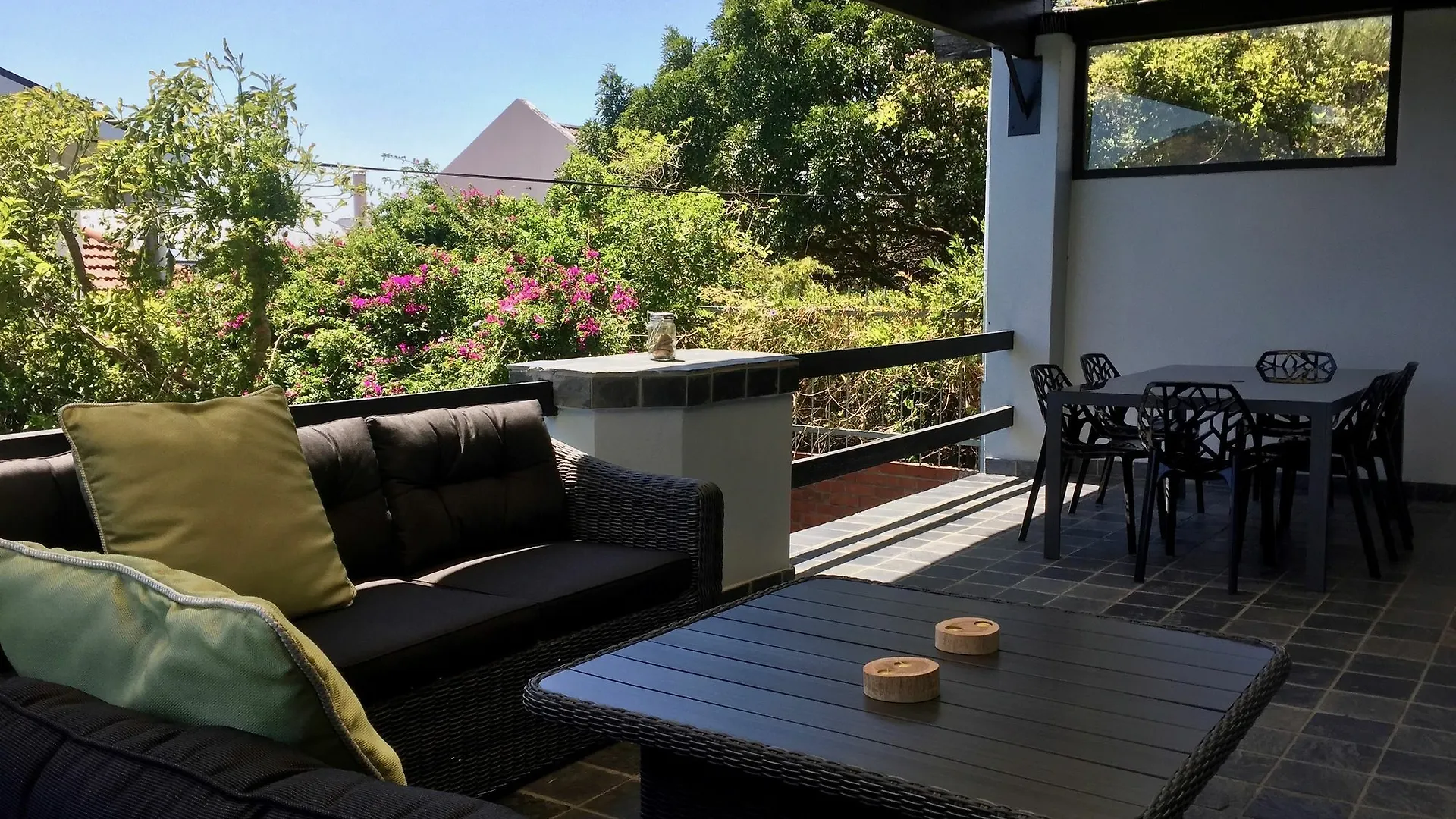 Urban Oasis At Windburg Suites Città del Capo